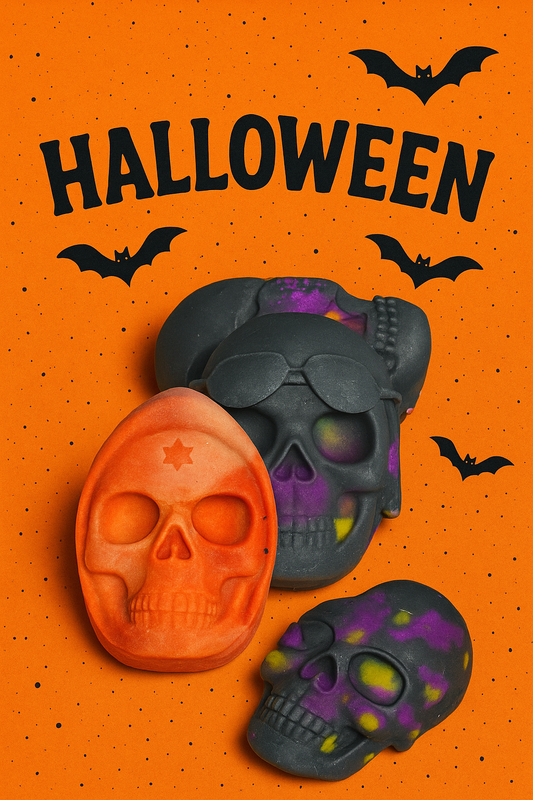 Halloween Spooky Skulls 💀💀